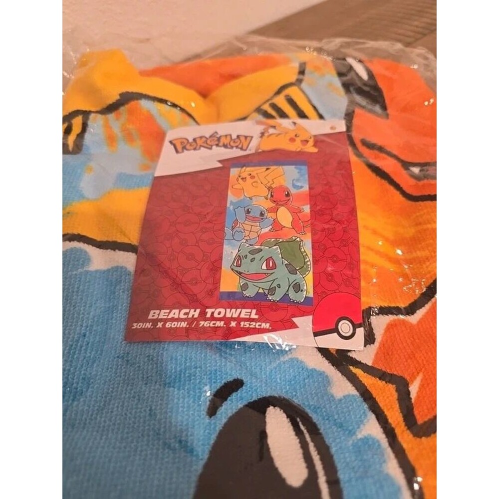 Pokemon Beach Towel 30x60 Pikachu Squirtle Charmander Bulbasaur Sealed